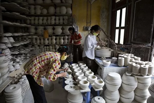 Bat Trang Pottery Village