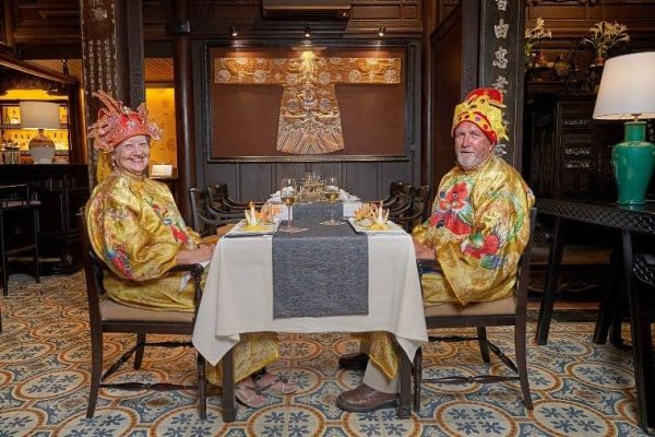 Visitors experience royal meals.