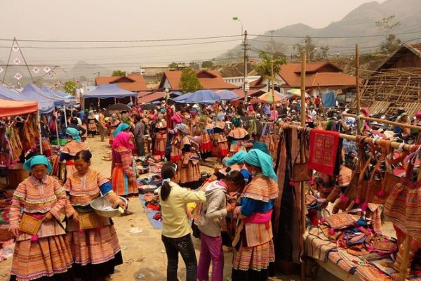 Bac Ha Market