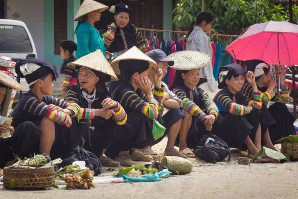 Bao Lac Market