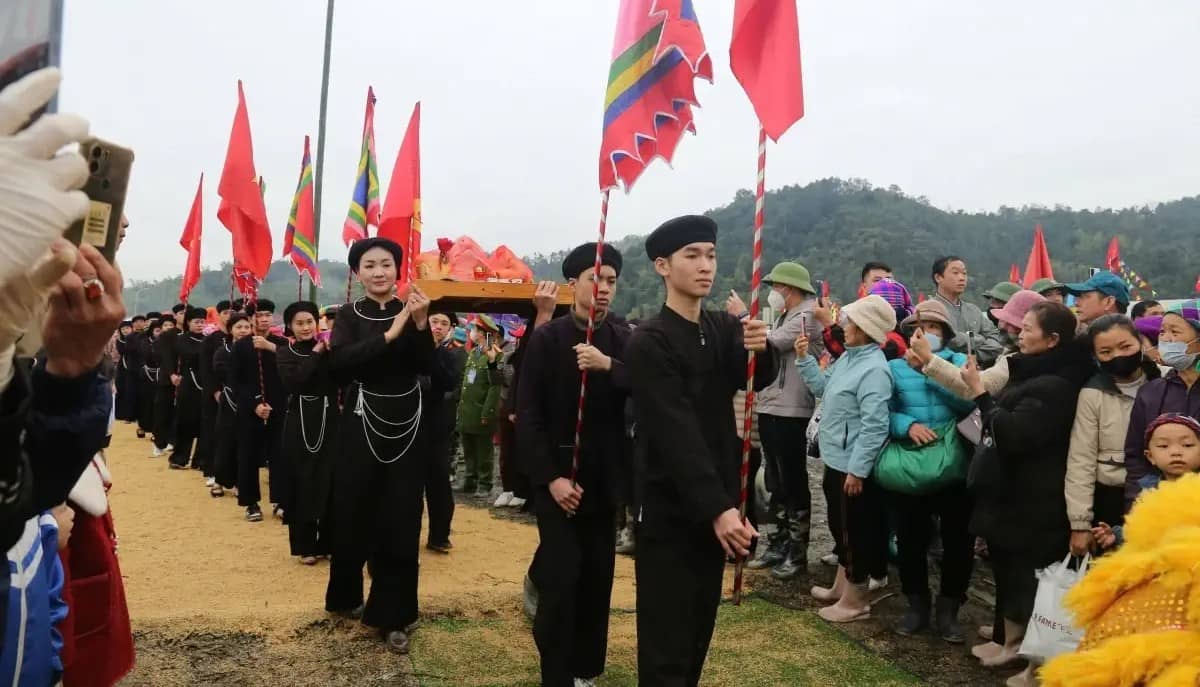 Long Tong Festival