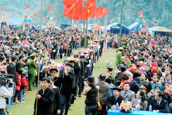 Long Tong Festival in Cao Bang