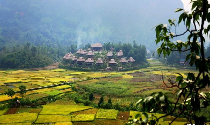 Natural scenery at Lac Village