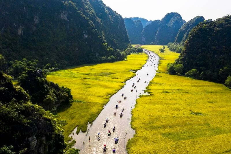 Ninh Binh Wonders – Explore Amazing Natural Beauty 2024