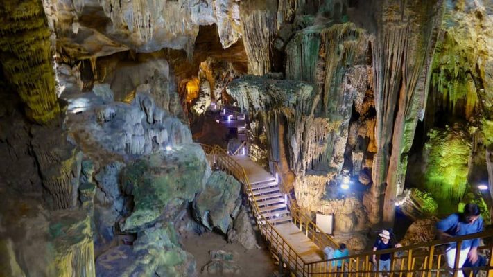 Thien Ha Cave