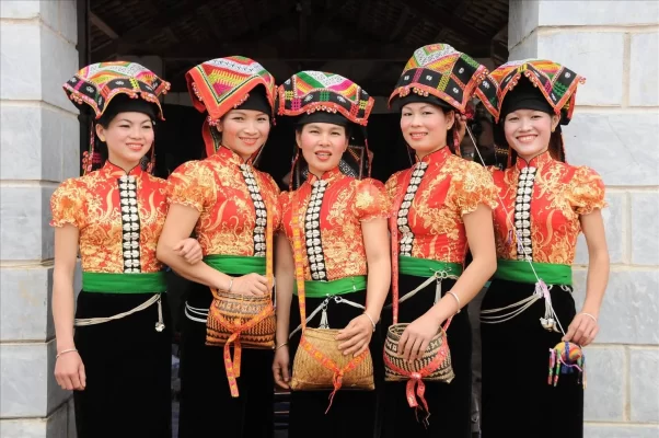 Traditional Costumes of Thai Ethnic People