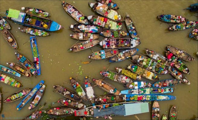 Cai Rang Floating Market.