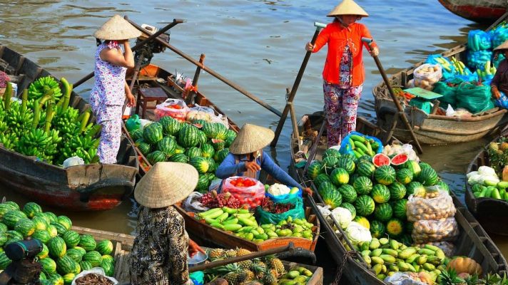 Phong Dien Floating Market