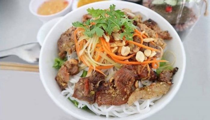 Rice Noodles with Barbecue - a must-try dish of Hoi An cuisine