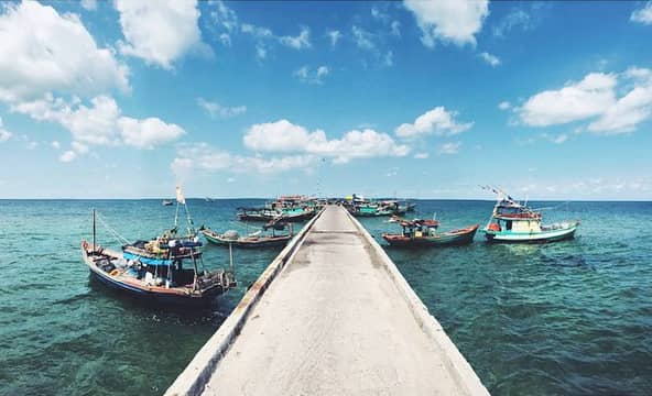 The idyllic beauty of Ham Ninh fishing village