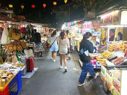 Hoi An Night Market is a street food paradise