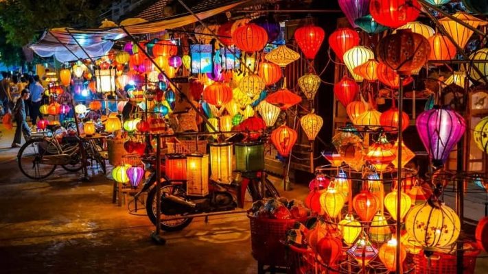 Night Market in Hoi An latern Festival