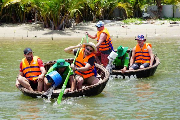 Visitors can experience rowing a basket boat by themselves