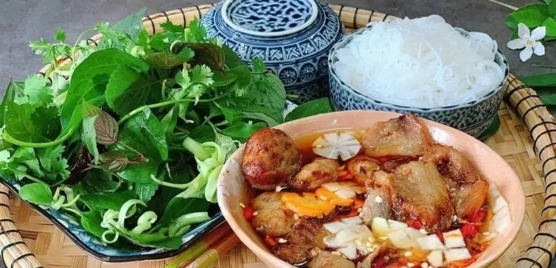 Every tourist falls in love with Bun Cha from the first try