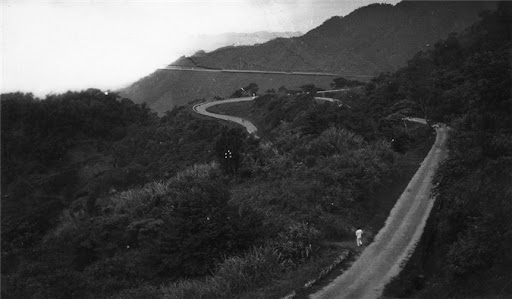 Hai Van Pass 1 century ago