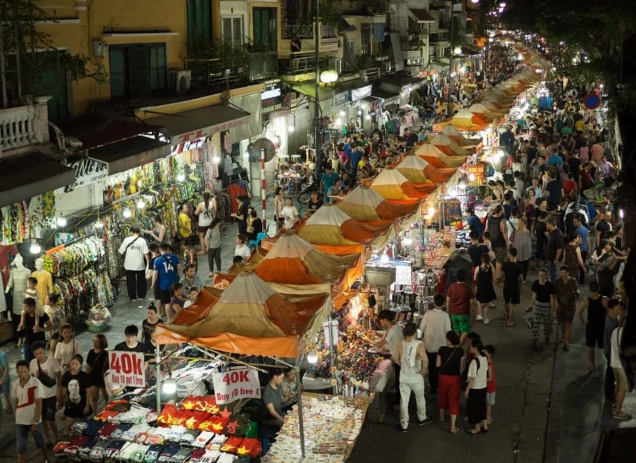 Hanoi Night Market-Best Useful Travel Tips for Visitors 2024