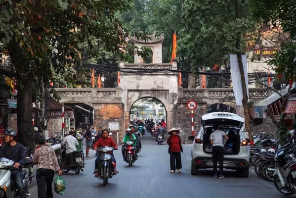 Hanoi Old Quarter is attractive to tourists from all over the world