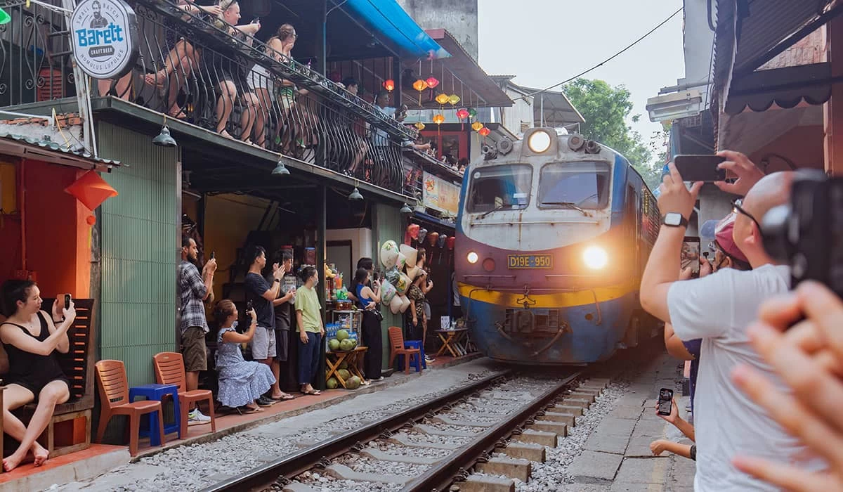 Hanoi Train Street