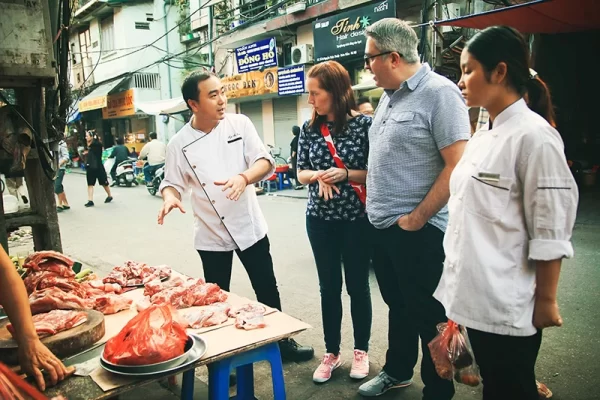 Visitors can experience going to the market and learning about ingredients