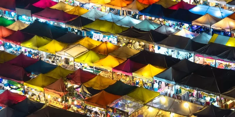 The vibrant colors of Halong Night Market