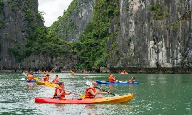 Kayaking in Halong Bay