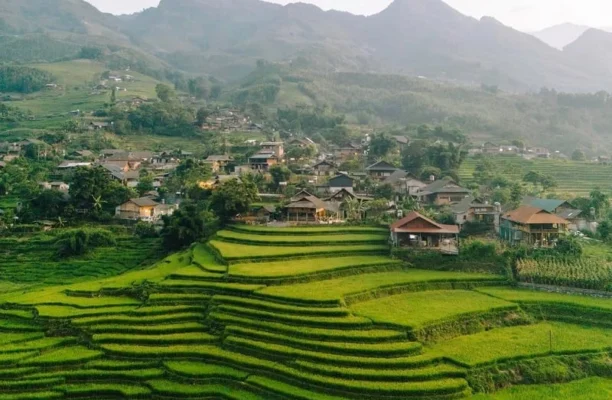 Let's visit the special village in Sapa!