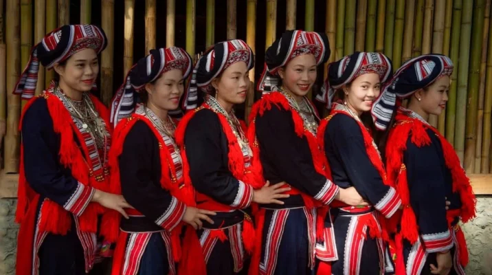 Red Dao People