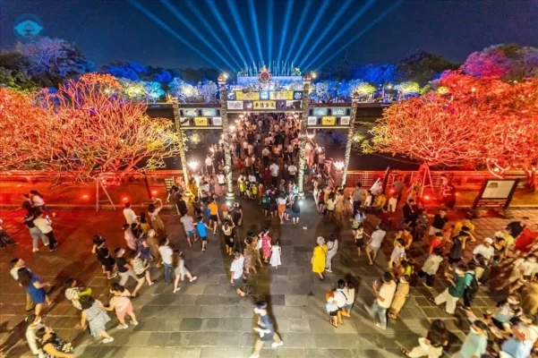 Hue Festival is a cultural bridge between Vietnam and other countries.