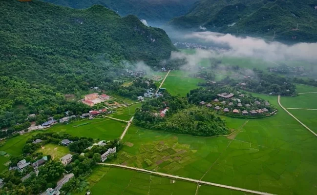 Let's visit Mai Chau and its beautiful villages!