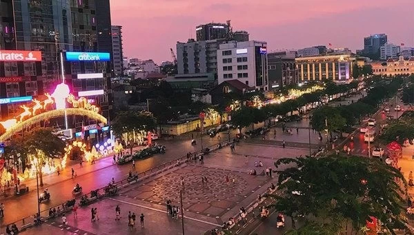 Nguyen Hue Walking Street