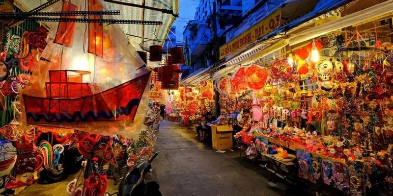 Vibrant colors at Chinatown in Ho Chi Minh City