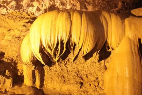 Majestic stalactites inside Nguom Ngao Cave.