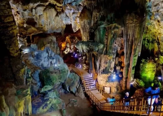 The mysterious beauty of Phong Nha cave