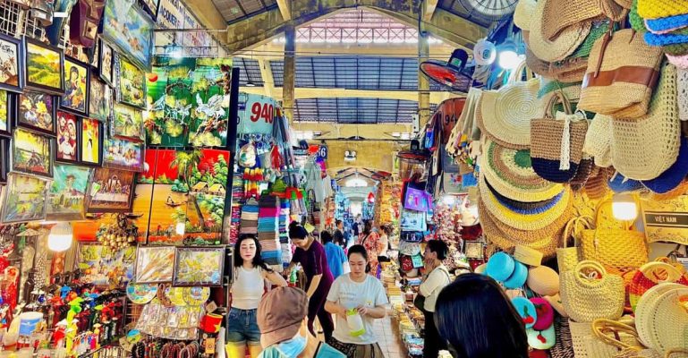 Explore shopping places in Ho Chi Minh City.