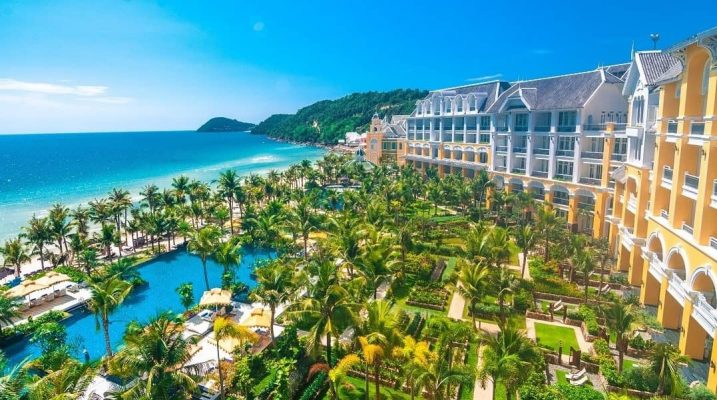 JW Marriott Phu Quoc Emerald Bay Resort & Spa is one of the most luxurious resorts in Phu Quoc.