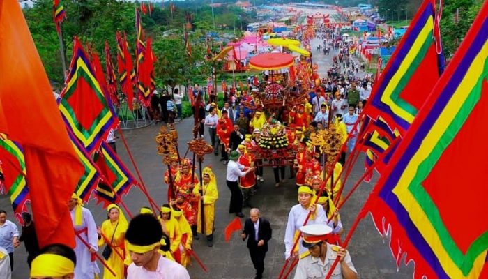 Hung Kings' Commemoration Day is an occasion for Vietnamese people to remember their roots.