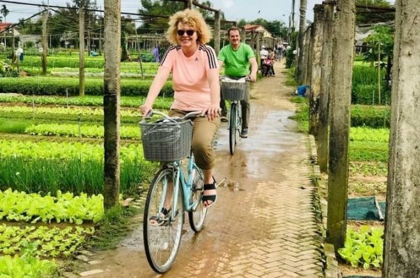 You can cycle from Hoi An to Tra Que.