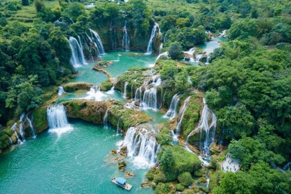 Ban Gioc Waterfall is always the first destination of every tourist.