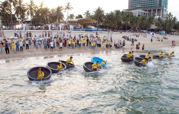 Basket boat race at Nha Trang Sea Festival.