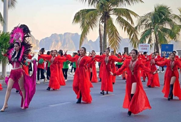 Carnaval Halong has been held for nearly 20 consecutive years.