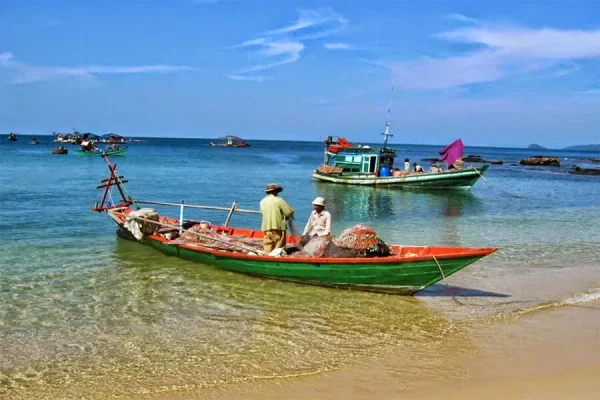 Let's explore the unique cultural features of the beautiful Phu Quoc island!