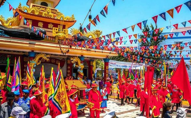 Nghinh Ong Festival represents beliefs associated with fishing.